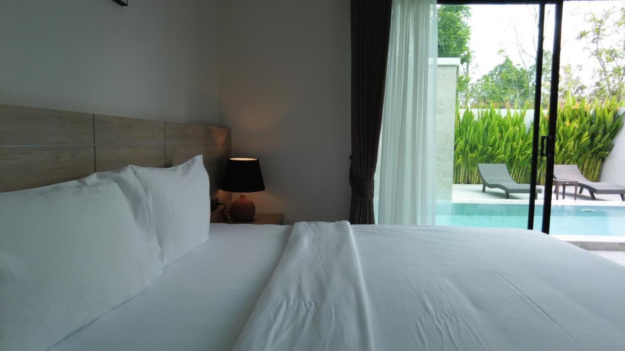 Toledo Pool Villa Накхон Си Тамарат Екстериор снимка