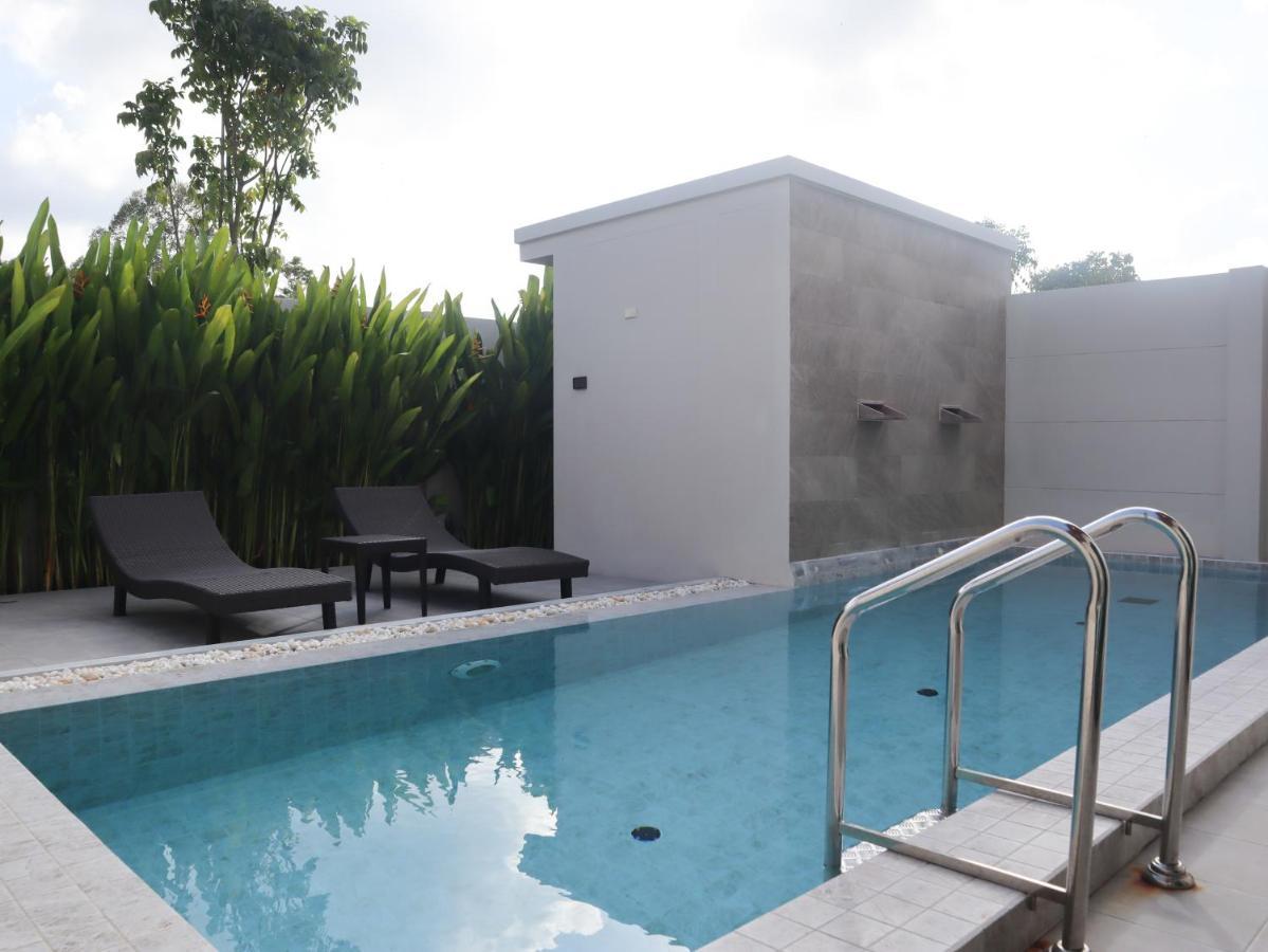 Toledo Pool Villa Накхон Си Тамарат Екстериор снимка