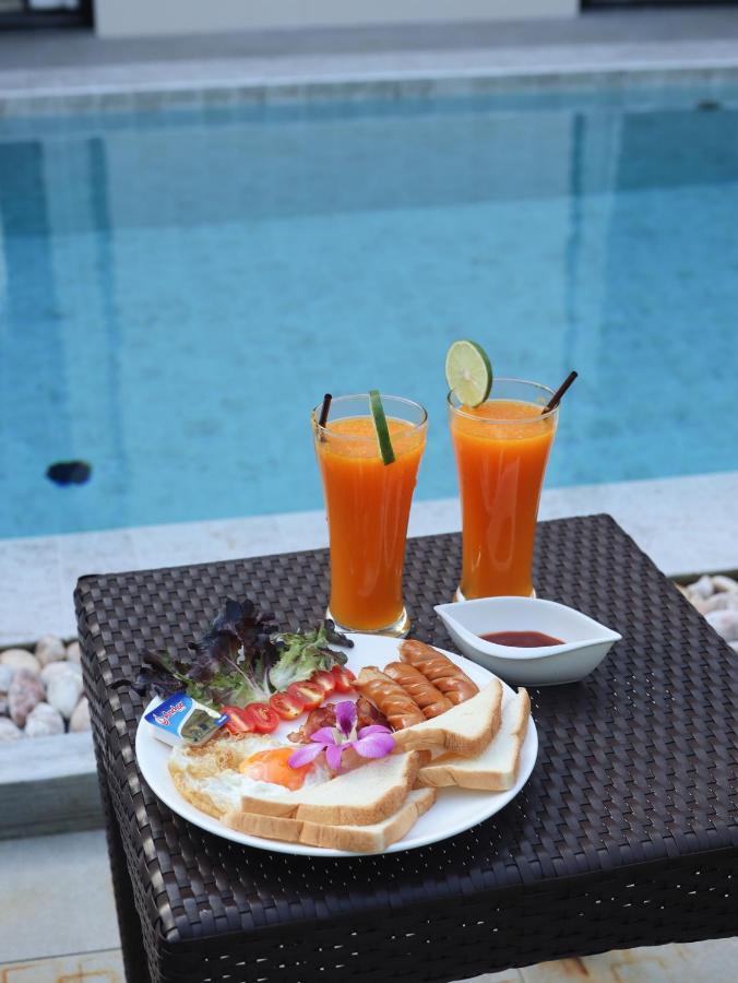 Toledo Pool Villa Накхон Си Тамарат Екстериор снимка