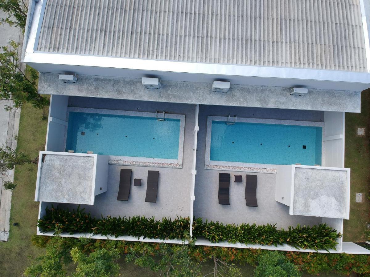 Toledo Pool Villa Накхон Си Тамарат Екстериор снимка