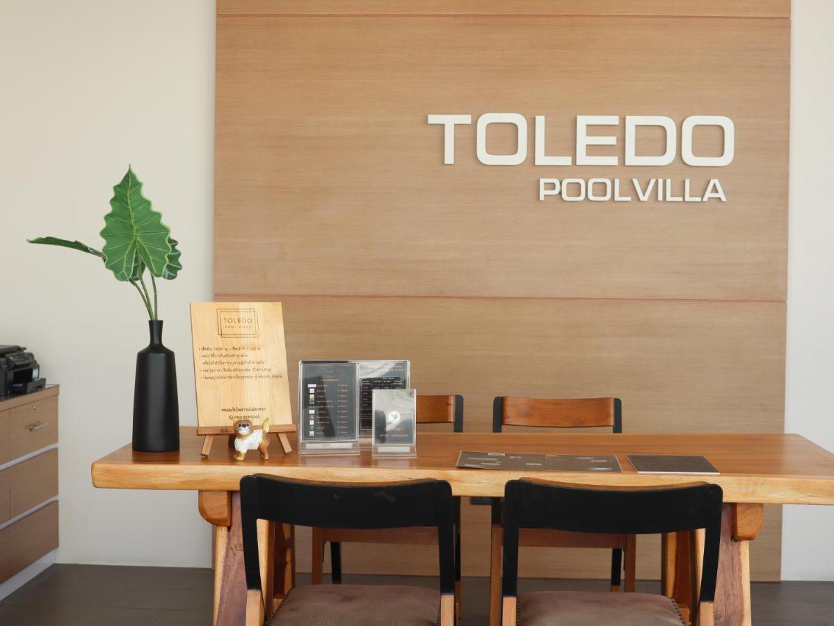 Toledo Pool Villa Накхон Си Тамарат Екстериор снимка