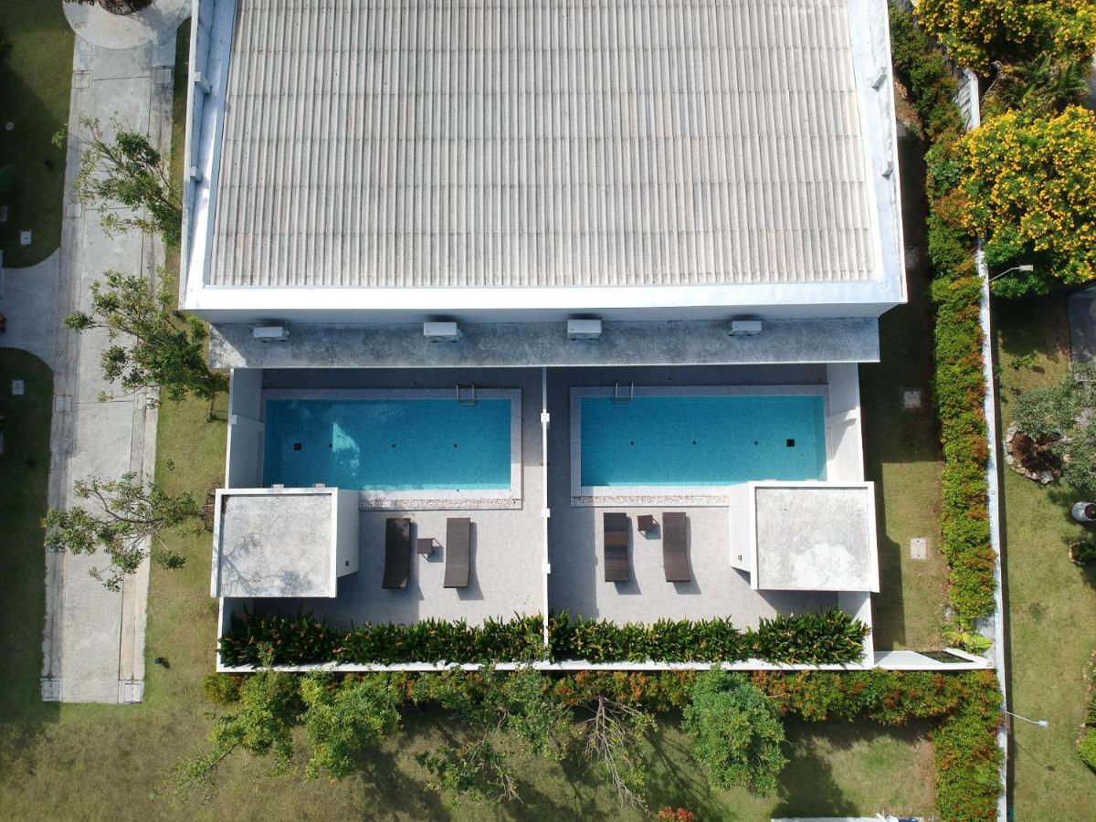 Toledo Pool Villa Накхон Си Тамарат Екстериор снимка
