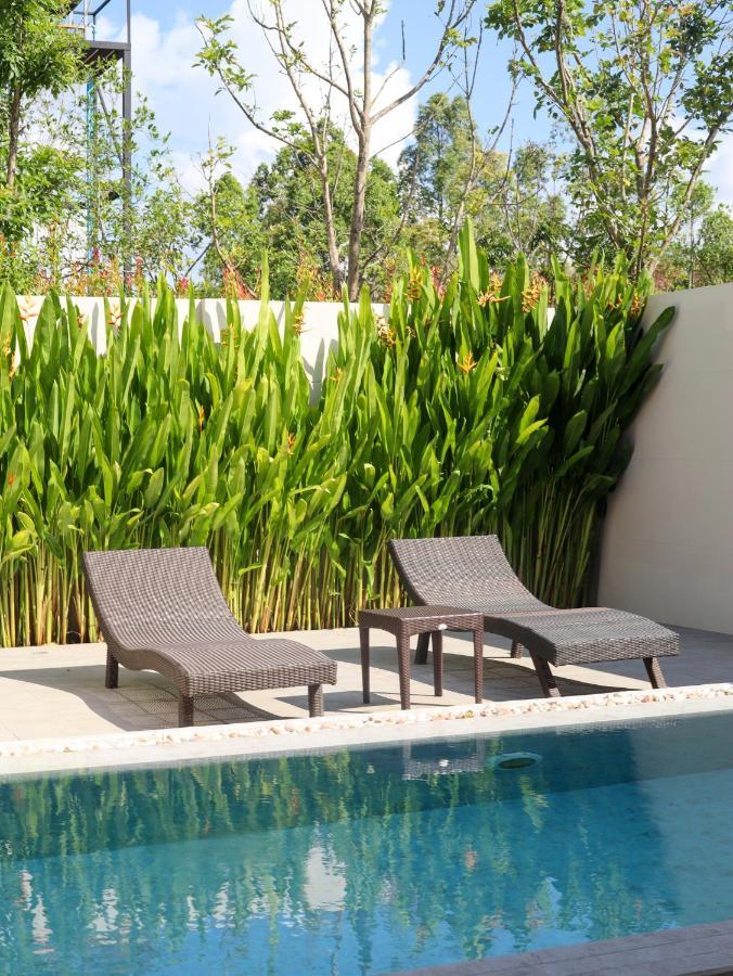 Toledo Pool Villa Накхон Си Тамарат Екстериор снимка